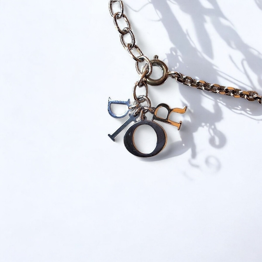 Vintage Christian Dior "Oui" Heart Charm Necklace - Picture 5 of 10